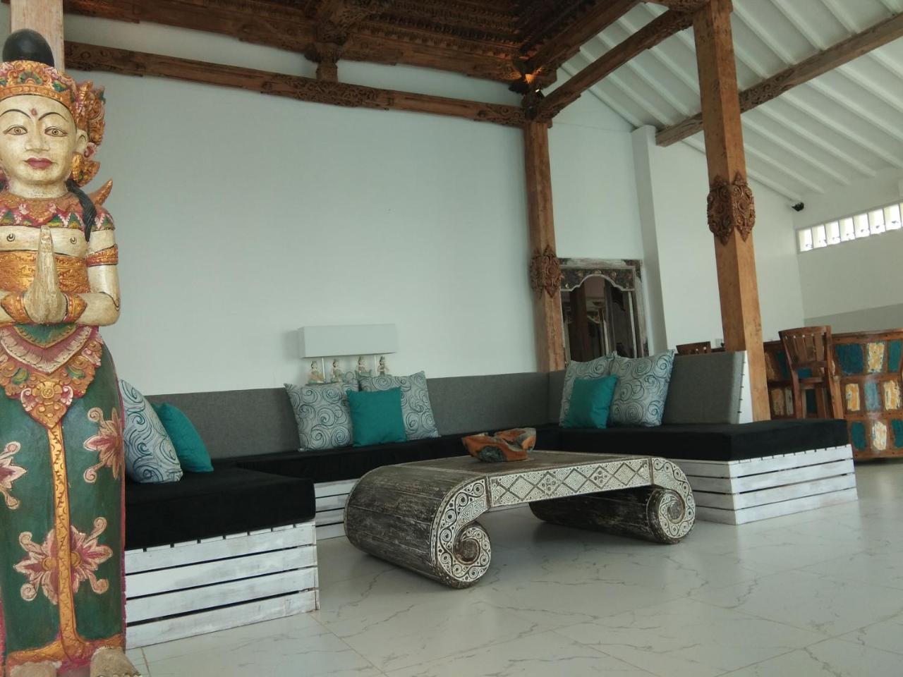 The Kayu Manis Villa Lovina Kültér fotó