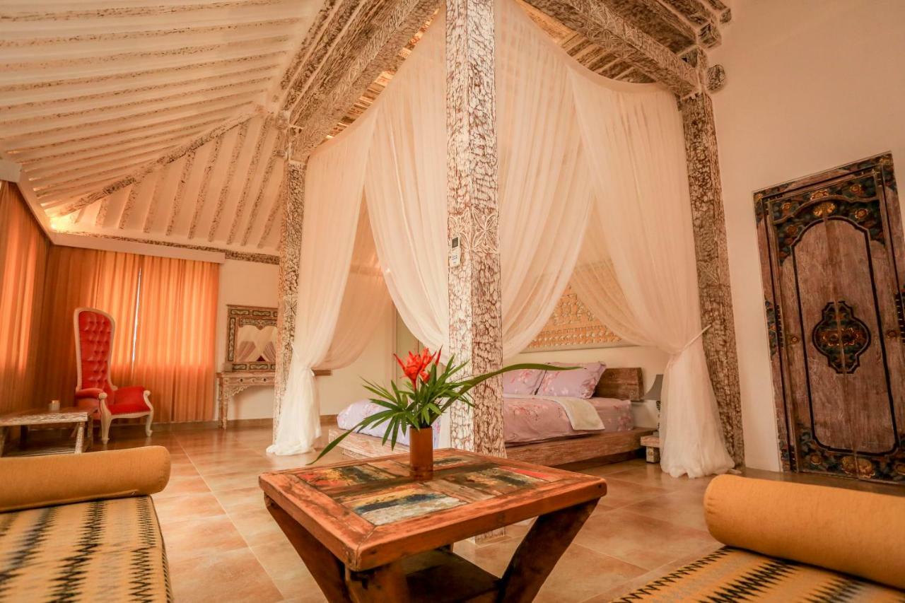 The Kayu Manis Villa Lovina Kültér fotó