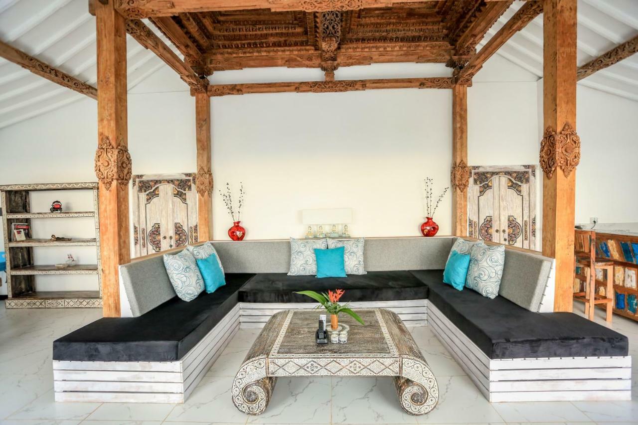 The Kayu Manis Villa Lovina Kültér fotó