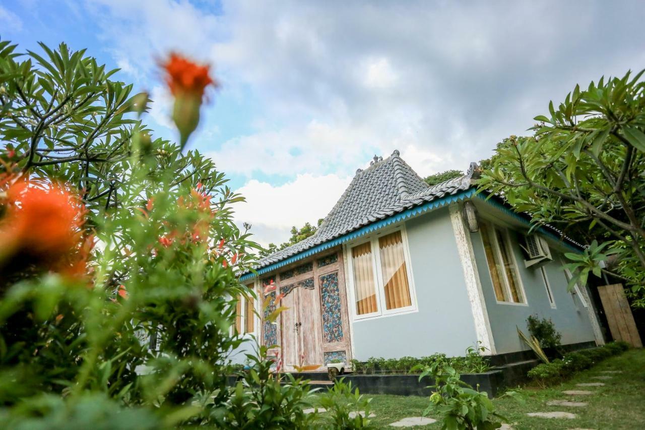 The Kayu Manis Villa Lovina Kültér fotó