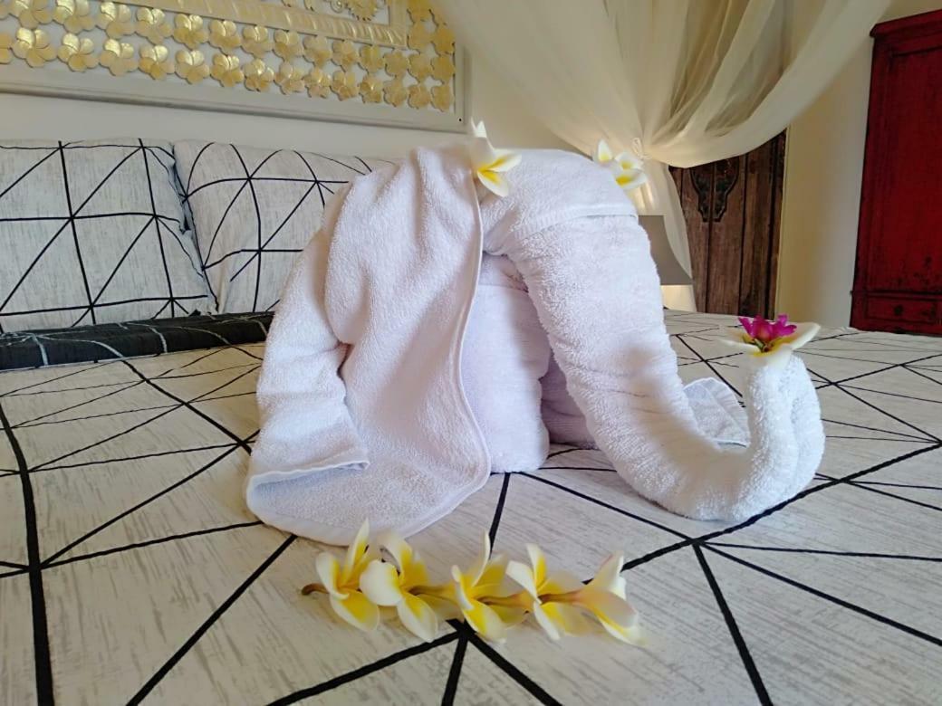 The Kayu Manis Villa Lovina Kültér fotó